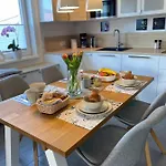 Weinquartier Bad Koesen 65 Qm Kueche Parkplatz Terrasse Weinbergsblick