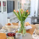 Weinquartier Bad Koesen 65 Qm Kueche Parkplatz Terrasse Weinbergsblick アパート