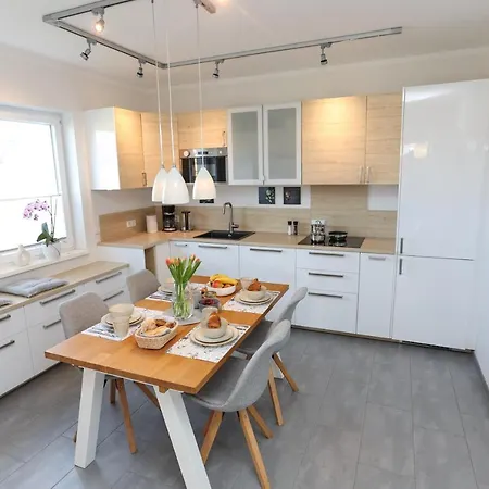 公寓 Weinquartier Bad Koesen 65 Qm Kueche Parkplatz Terrasse Weinbergsblick *