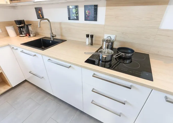 Weinquartier Bad Koesen 65 Qm Kueche Parkplatz Terrasse Weinbergsblick * Naumburg (Saale)