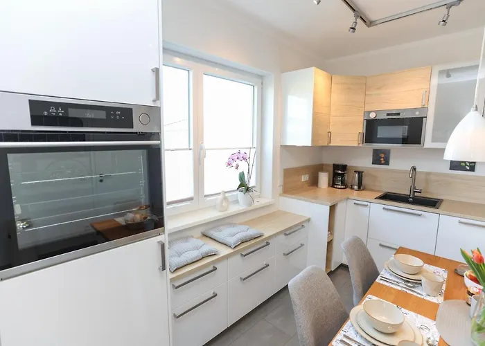 Weinquartier Bad Koesen 65 Qm Kueche Parkplatz Terrasse Weinbergsblick Appartamento Naumburg (Saale)