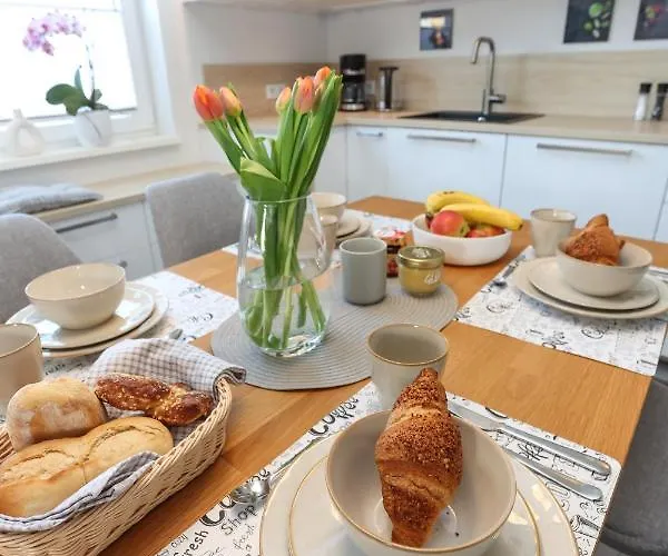 Weinquartier Bad Koesen 65 Qm Kueche Parkplatz Terrasse Weinbergsblick *